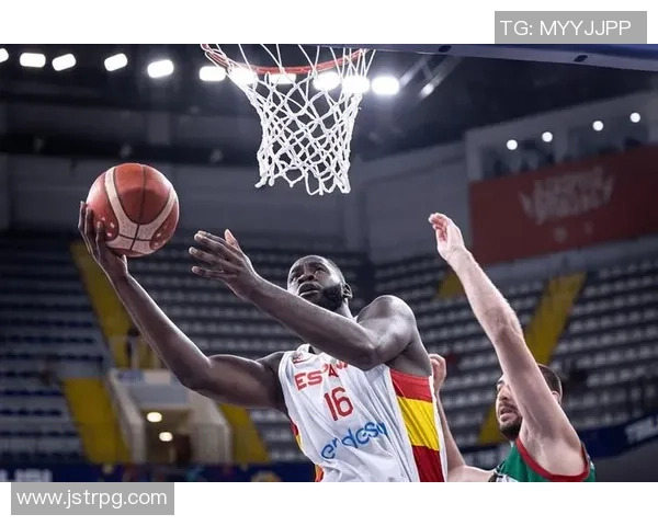 重庆篮球队在欧锦赛积分榜上以92分稳居第一名展现强劲实力